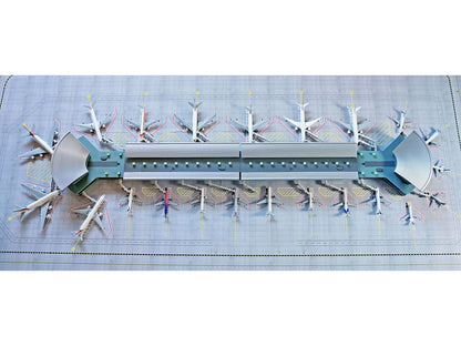 Deluxe Airport Mat for 1/400 Scale Models by GeminiJets by GeminiJets