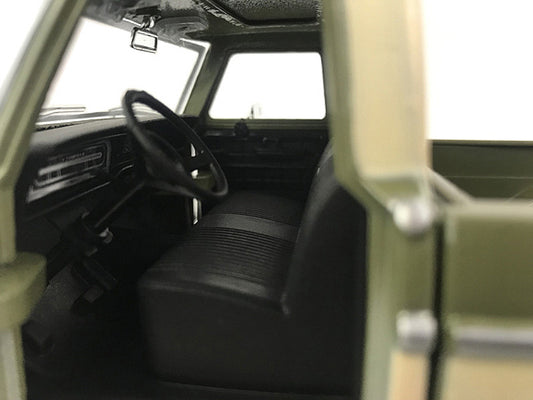 1969 Ford F-100 Pickup Truck Light Green and Cream 1/24 Diecast Model Car by Motormax by Motormax