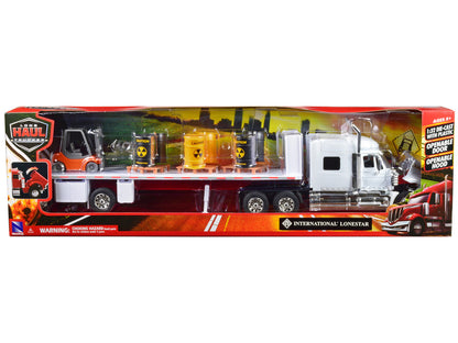International Lonestar Flatbed Truck White with 6 Toxic Barrels 3 Pallets and Forklift "Long Haul Trucker" Series 1/32 Diecast Model by New Ray by New Ray
